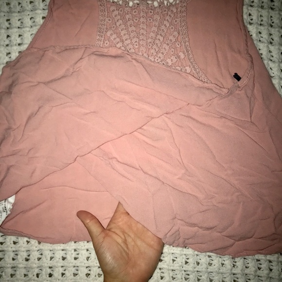 FOREVER 21 Crochet Detail Tank - Picture 4 of 4